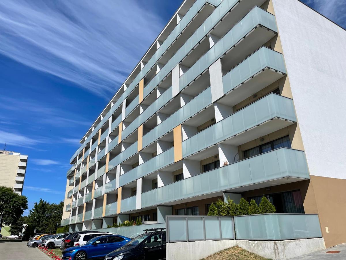 Baltic Comfort Spa Apartment With Free Pool, Saunas & Fitness - Kasprowicza 20 Kolobrzeg Exterior photo